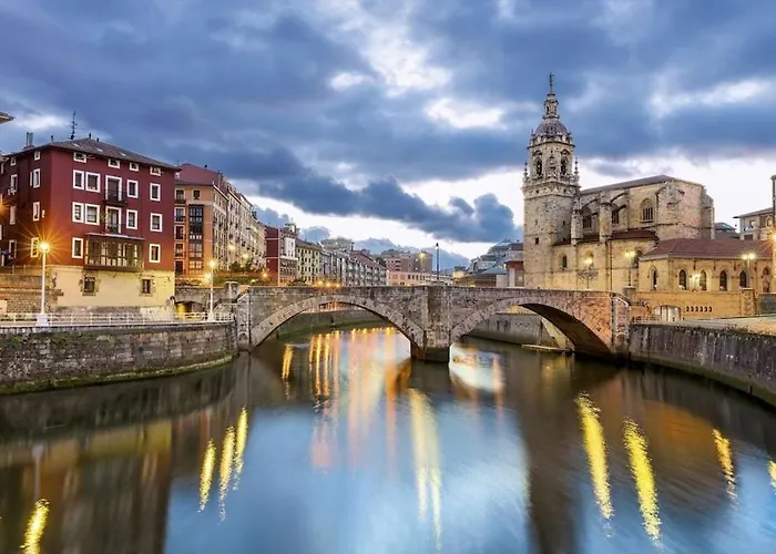 Spacious And Bright Downtown In * Bilbao