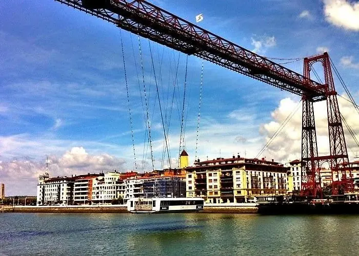 Spacious And Bright Downtown In Lägenhet Bilbao
