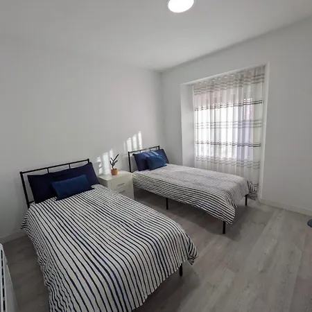 Spacious And Bright Downtown In