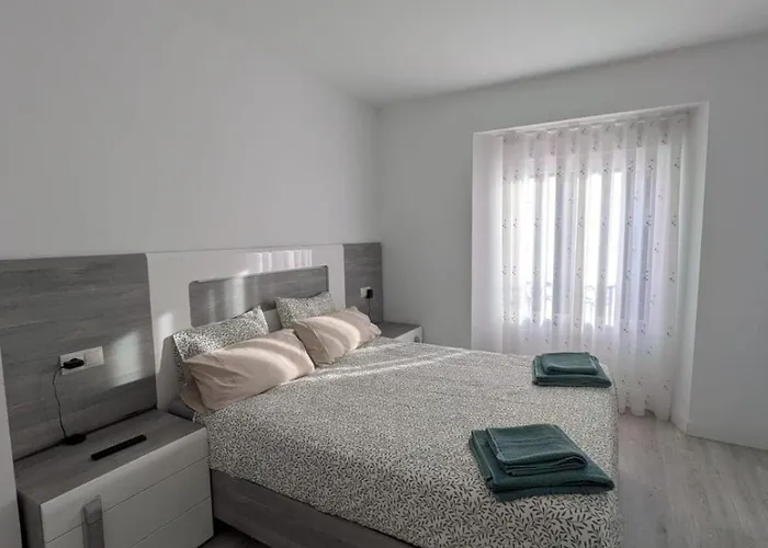 Spacious And Bright Downtown In Appartamento Bilbao