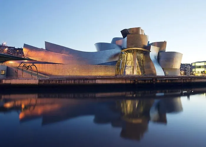 Spacious And Bright Downtown In Appartamento *